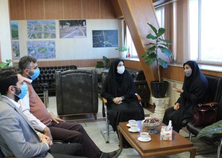 دیدار ریاست اداره کتابخانه‌ها با علیپور شهردار قائمشهر