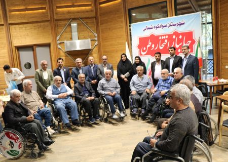 آنجا که دل‌ها به احترام می‌ایستند؛ دیدار با مردانی که تاریخ، ایستادگی را از آنان آموخت